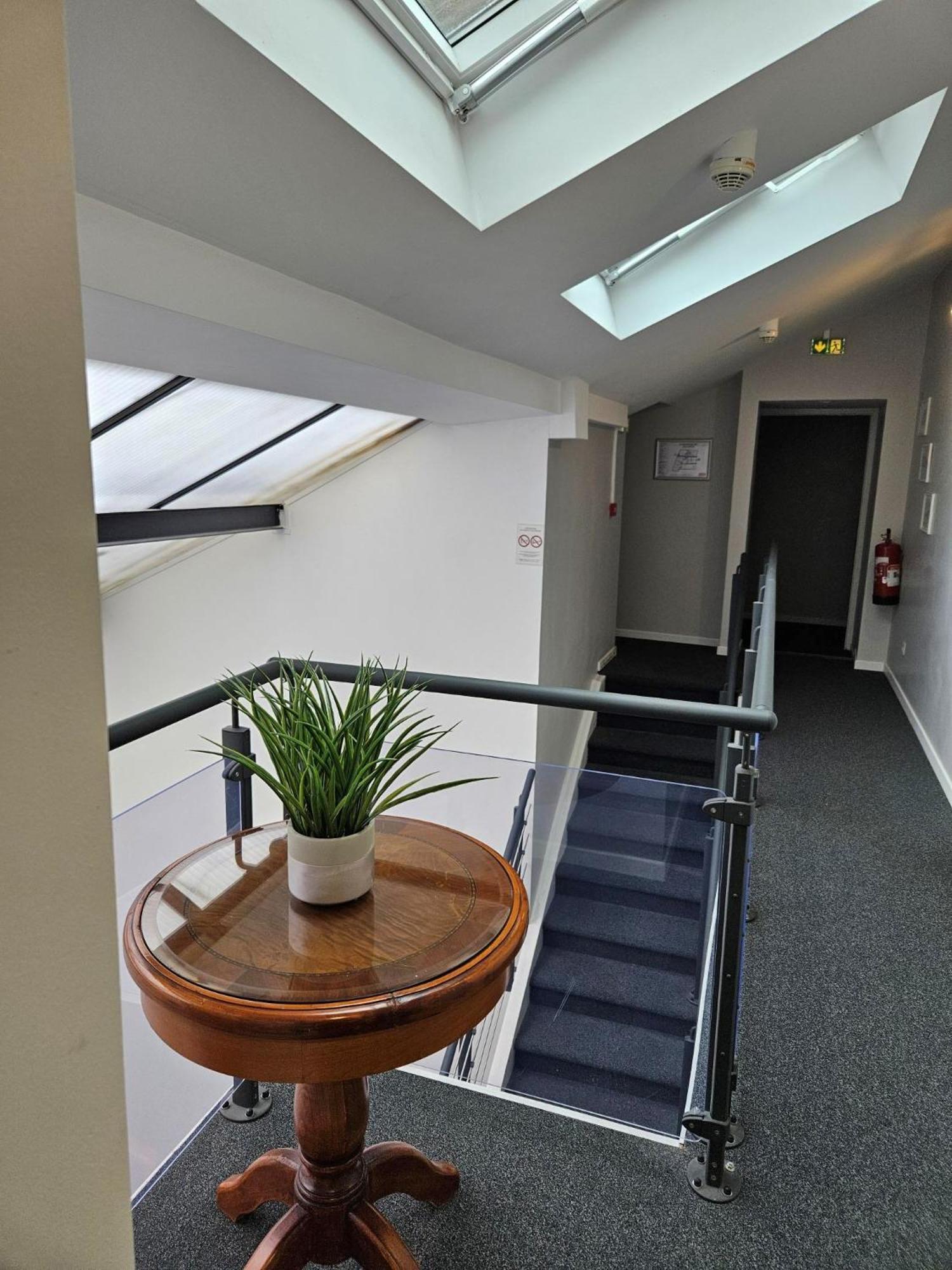 Hotel Le Bourgogne Evian-les-Bains Ngoại thất bức ảnh