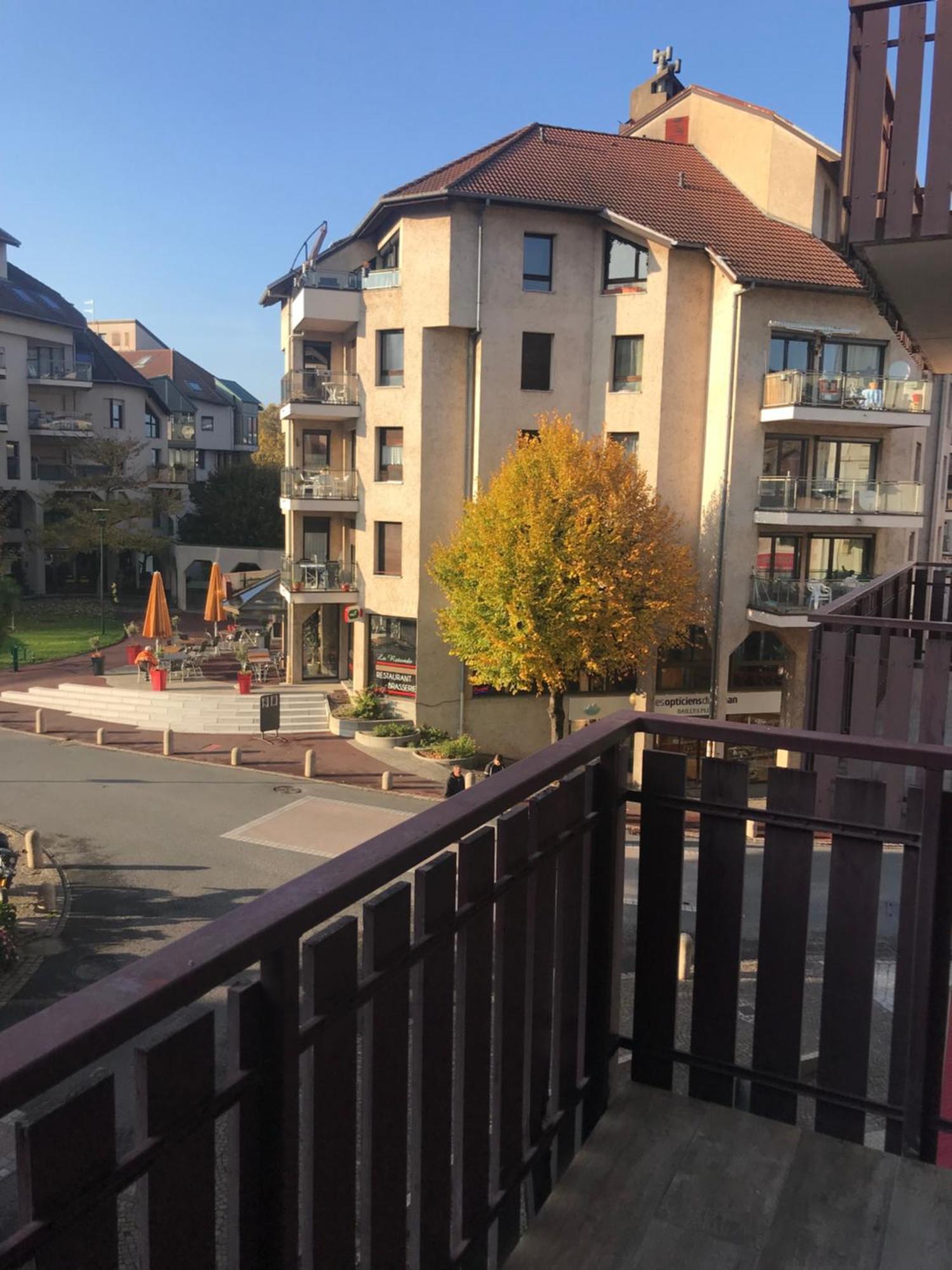 Hotel Le Bourgogne Evian-les-Bains Ngoại thất bức ảnh