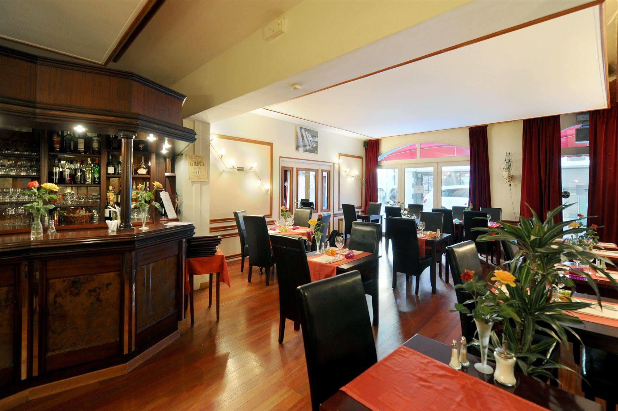 Hotel Le Bourgogne Evian-les-Bains Ngoại thất bức ảnh